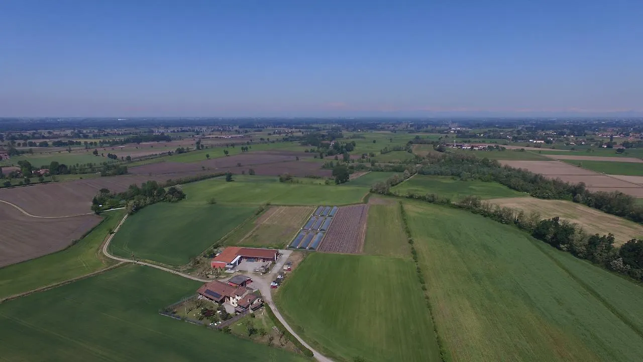 Agriturismo La Morosina 아비아테그라소 0*,